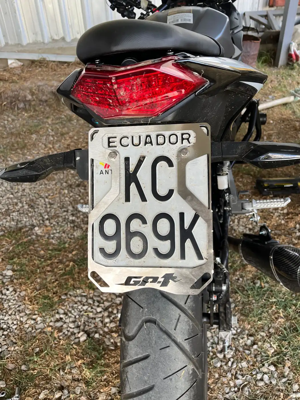 Soportes de placa y eliminador de guardabarros